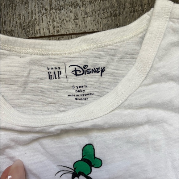 GAP Disney Kids White Tank Top with Mickey & Friends - Picture 2 of 3